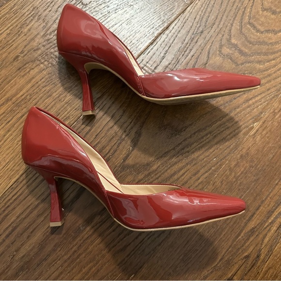 Vince Camuto Karala Red Leather Pointed Toe Pump - Picture 3 of 9
